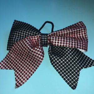 Cheer bow